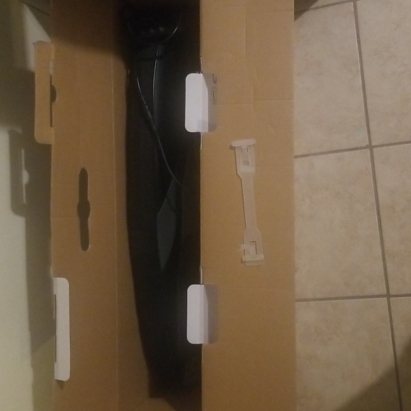 Comfier Shiatsu Back Massager with Soothing Heat - Picture 3 of 4